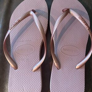 Havaianas Metallic Pink Flip Flops